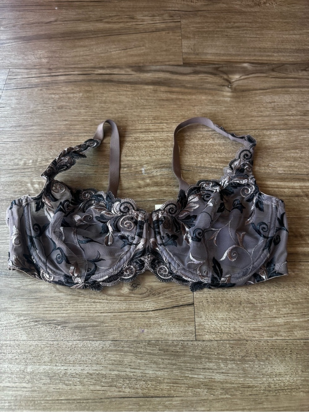 Soma lace wires bra size 38C
